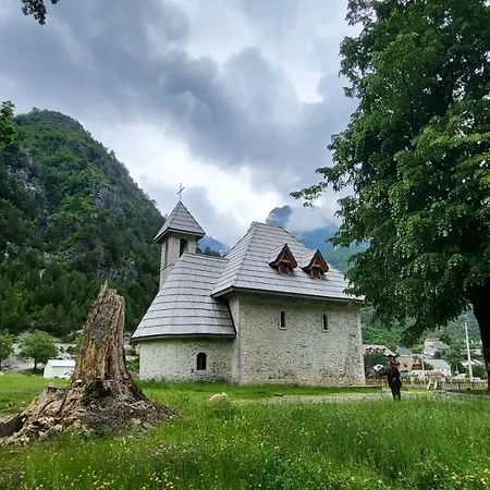 Penzion Kulla E Gjyshit- Theth
